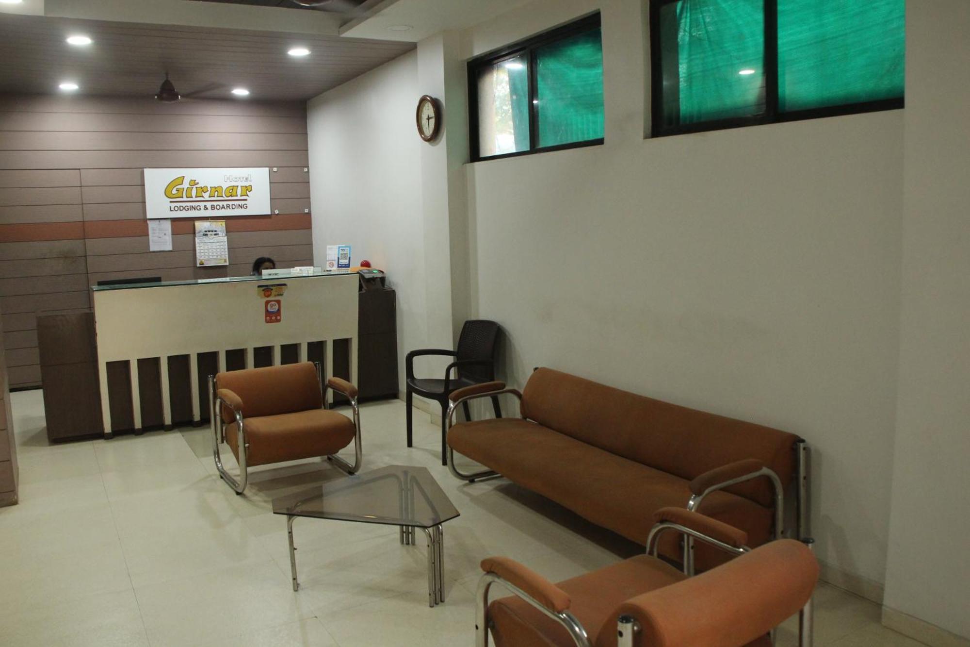 Hotel Girnar Aurangabad  Bagian luar foto