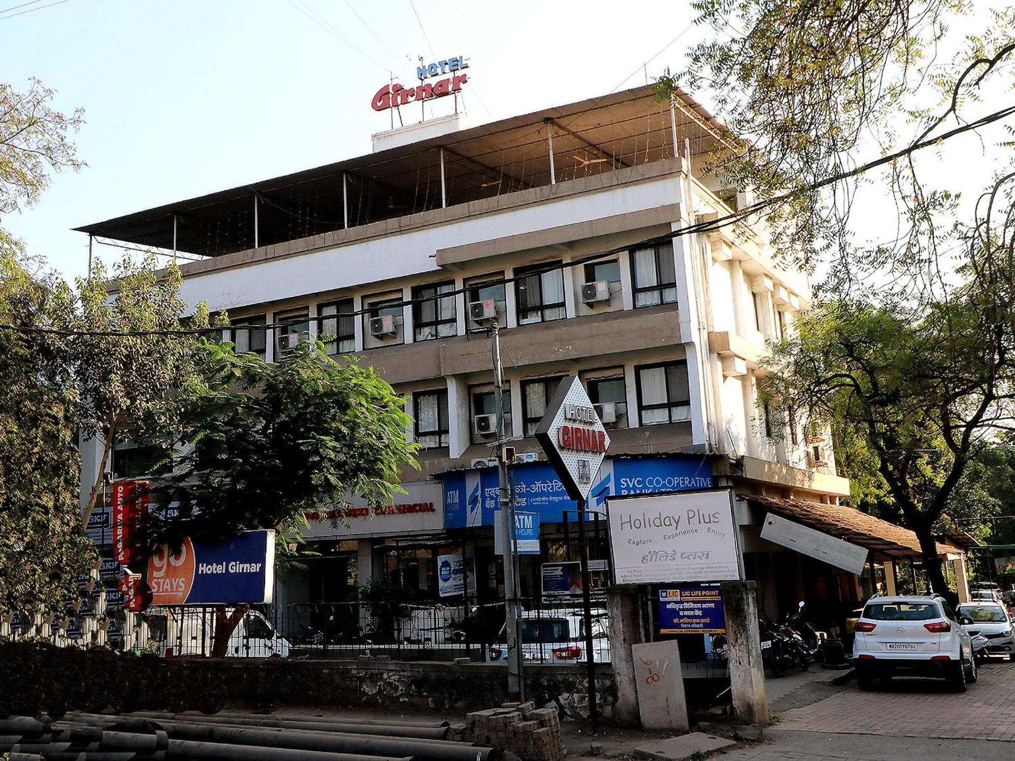 Hotel Girnar Aurangabad  Bagian luar foto