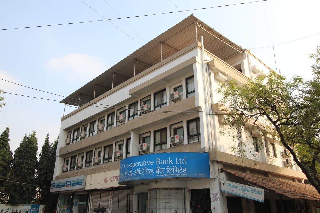 Hotel Girnar Aurangabad  Bagian luar foto