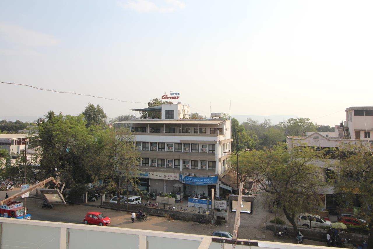Hotel Girnar Aurangabad  Bagian luar foto